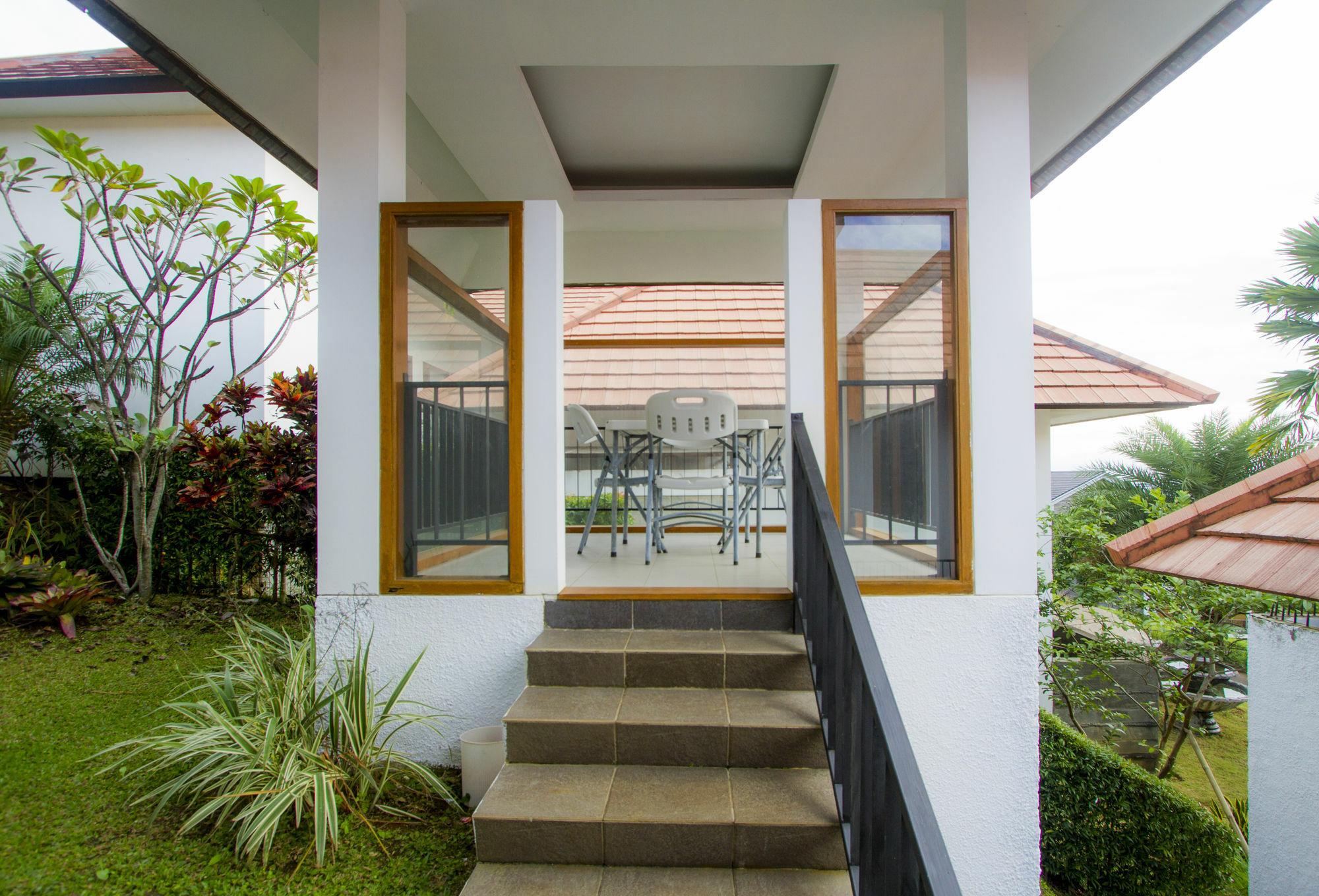 Kencana Villa Dago Bandung Exterior foto