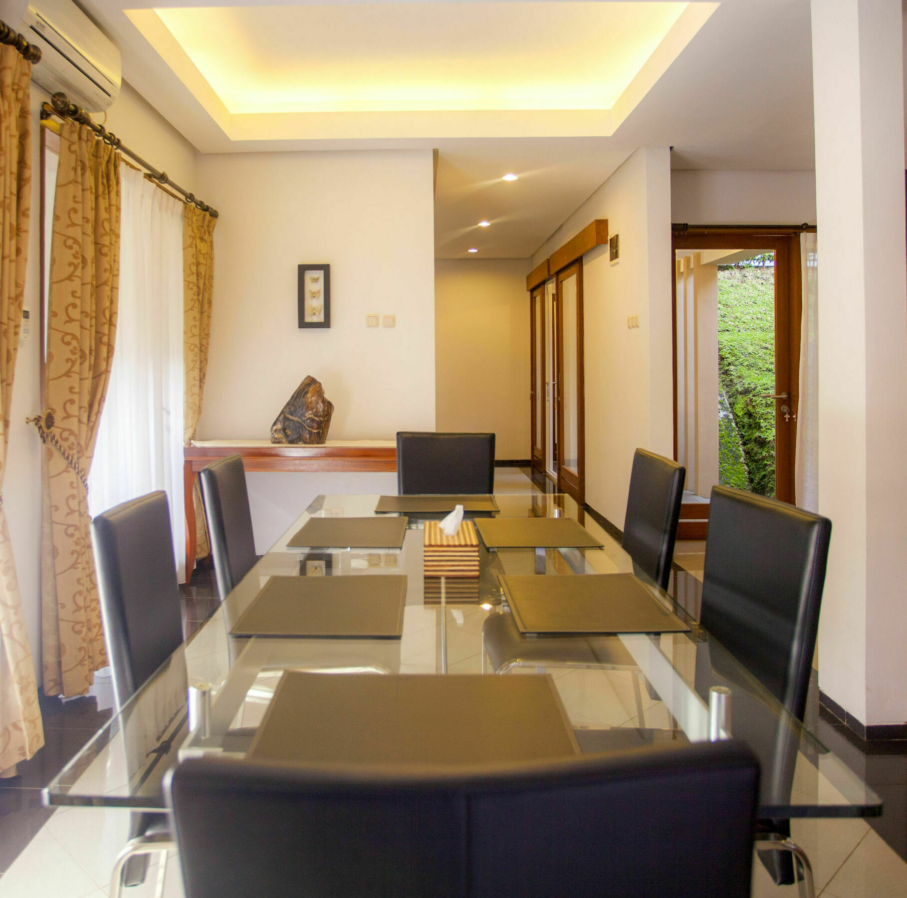 Kencana Villa Dago Bandung Exterior foto